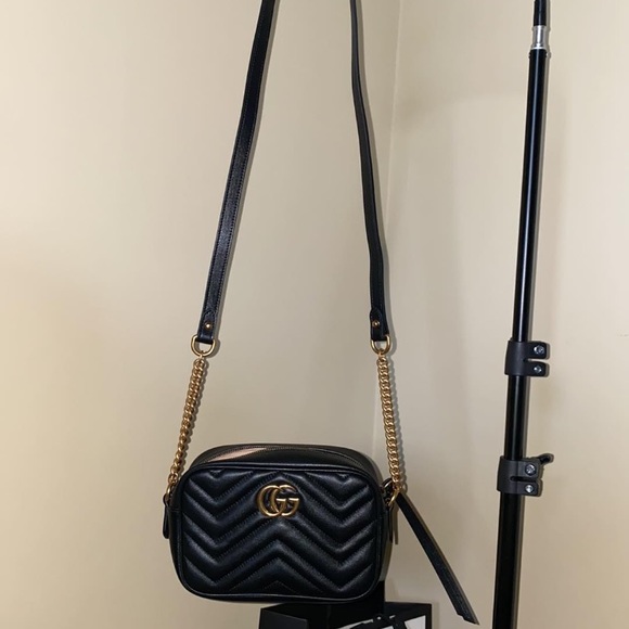 Gucci Handbags - Gucci Purse